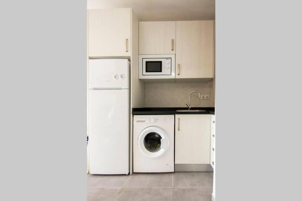 Benalmadena Estudio Jjupiter 250 M Del Mar Con Vistas Al Mar Piscinas מראה חיצוני תמונה