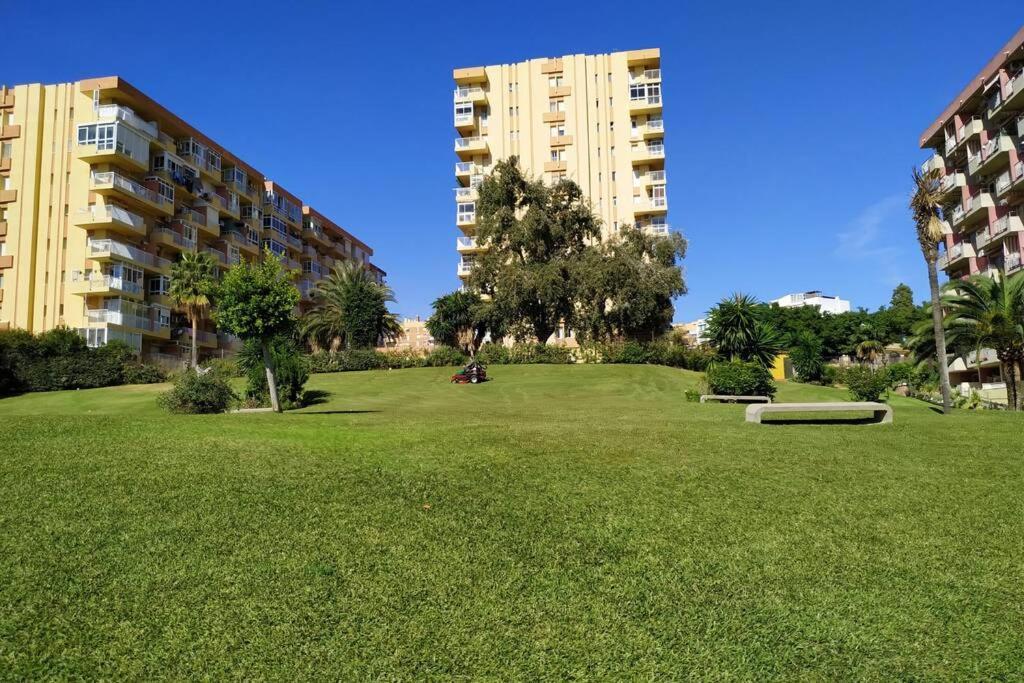 Benalmadena Estudio Jjupiter 250 M Del Mar Con Vistas Al Mar Piscinas מראה חיצוני תמונה